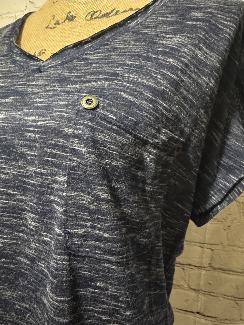 Worn once Faded Glory Classic V-Neck Navy Space-Dye Women's Top with details - Picture 2 of 6